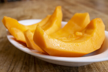 set of cantaloupe slices
