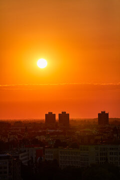 Urban heat island - heat wave