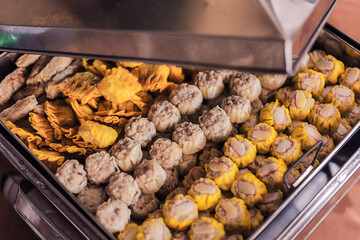 Mix dimsum heating and ready to serve