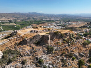 Fototapeta na wymiar vista de los restos del antiguo castillo del municipio de Cártama en la provincia de Málaga, Andalucía