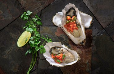 Sensory Delight: Exquisite Close-Up of Fresh Raw Oysters in Shell, Captured in 4K Resolution