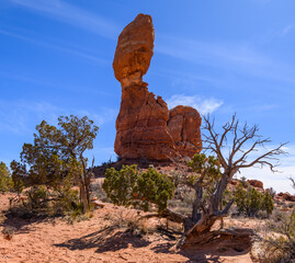 Fototapeta na wymiar Landscape photograph of Balanced Rock. Arches National Park, Utah