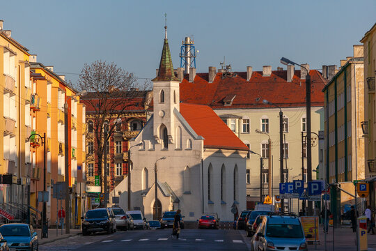 Kości&oacute;ł Zwiastowania NMP w Nysie.