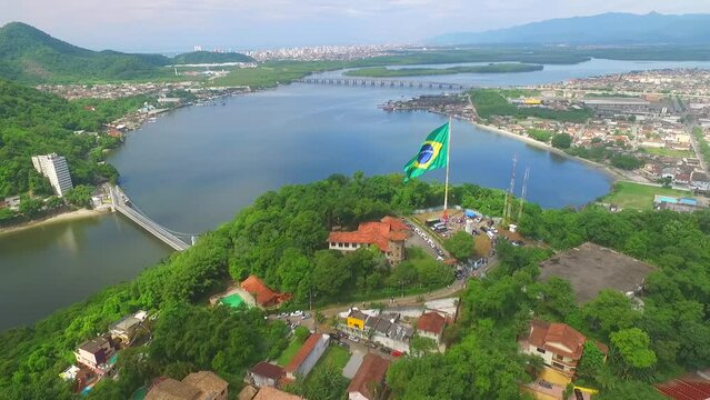 SAO VICENTE - MANHA - EM TORNO BANDEIRA BRASIL - PONTE PENSIL E VILA MARGARIDA.