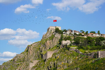 Naklejka premium Ankara view, castle and Turkish flag 