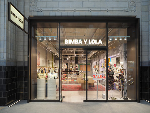 Bimba y Lola shopfront in London