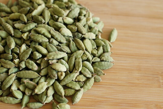 Guatemalan high quality cardamom pods