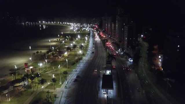 SAO VICENTE - NOITE - AV PRAIA ITARARE - CARROS - SENTIDO ILHA