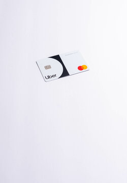 Cartao de debito pelo qual os uber drivers podem receber seus ganhos in the USA, Mastercard, USA - Jun 13, 2023
