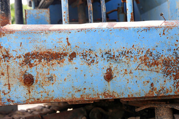 Old metal plate with rust and cracks for background images and textures