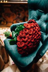 Marriage proposal, flowers, roses, engagement
