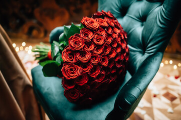 Marriage proposal, flowers, roses, engagement