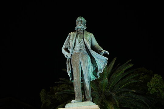 Statue of Okubo Toshimichi in Kagoshima, Japan - 日本 鹿児島 大久保利通 銅像	