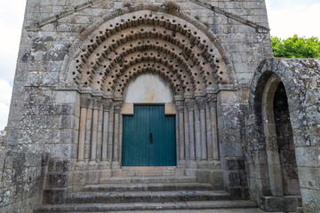 Fototapeta na wymiar Iglesia de São Pedro de Ferreira (siglo XII). Portada principal. Paços de Ferreira, Porto, Portugal.