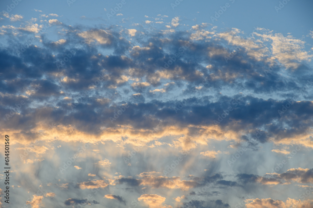 Wall mural beautiful cloudy sky. cloudy sky as abstract background