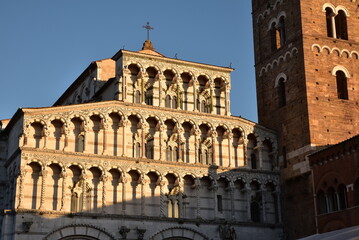 Façade de San Martino di Lucca en Toscane. Italie
