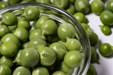 green peas in a glass bowl