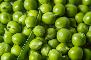 Organic Green Peas: Natural Beauty Ready to Enhance Your Designs!