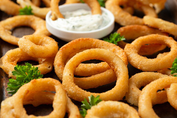 Crunchy Fried Battered onion rings with garlic sauce