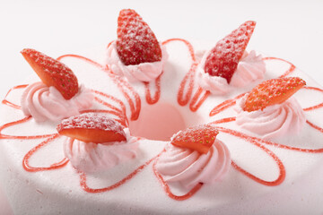 苺のシフォンケーキ