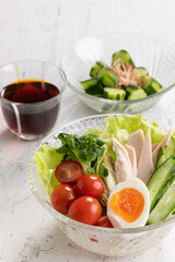 サラダうどん　salad udon