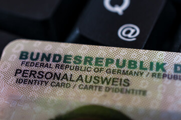 digitaler Personalausweis in Deutschland - obrazy, fototapety, plakaty