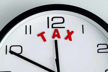 Word tax on wall clock