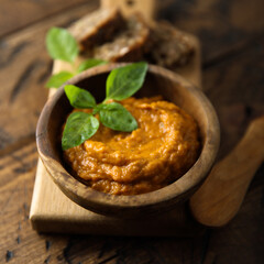 Roasted vegetable dip served with bread