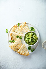 Mashed avocado with fresh flatbread