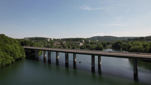 Seilersee in Iserlohn (Callerbachtalsperre) und Autobahn A 46 / Sauerland 