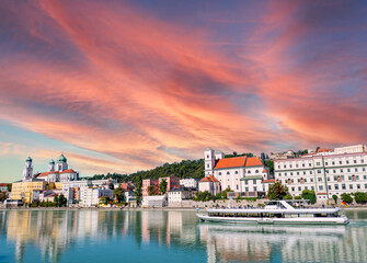 Naklejka na ściany i meble Panoramic view of the city of Passau am Inn in summer