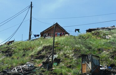 Fototapeta na wymiar the house on top of the hill
