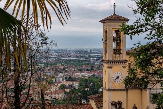 Vista panoramica della citt&agrave; di Bergamo 