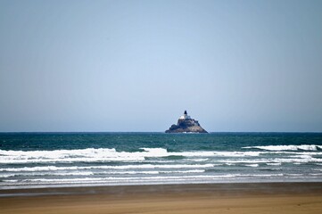 Fototapeta premium The lighthouse at Canon Beach Oregon