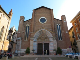 Fototapeta na wymiar Basilica di Santa Anastasia, Verona, Veneto, Italia