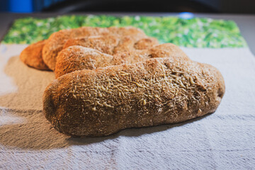 Pão ciabatta de fermentação natural feito em casa