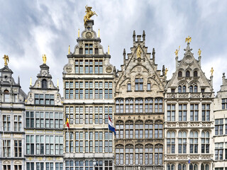 Fototapeta na wymiar splendidly decorated guild houses at the grote markt in the historic city center of antwerp
