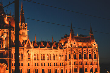 Obraz premium night view castle