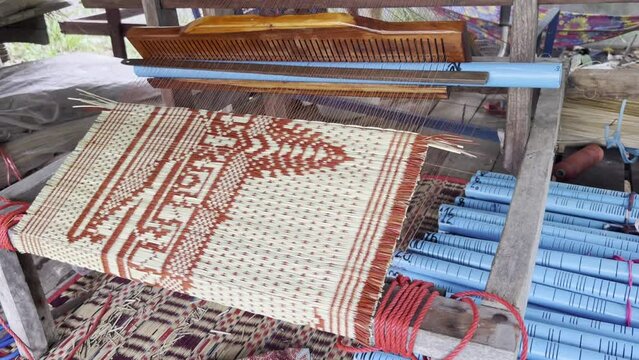 Reed Mattress , Weaving and Production Process Original Thai design handmade.