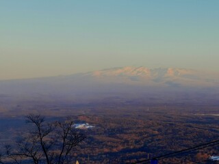 Fototapeta premium Winter, snowy scenery, afternoon tea, hot pot, enjoying food, meat, people, scenery