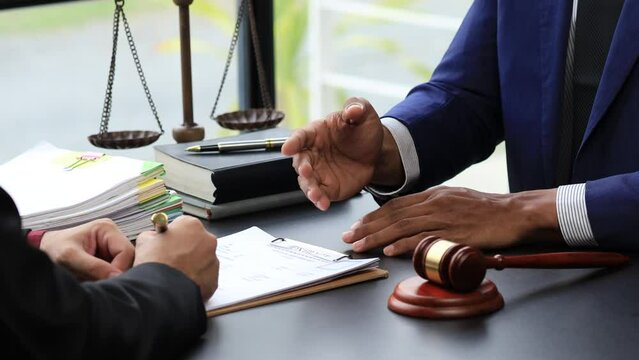 Lawyer concepts to testify to clients and to provide counseling in cases, to provide legal relief, to maintain law and fairness, to proceed with transparency, to attorneys to defend cases in court.