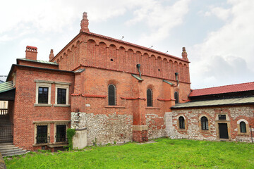 Fototapeta na wymiar The old synagogue in Kazimierz - former Jewish quarter in Krakow, Poland