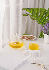 Health preserving tea made from traditional Chinese medicine