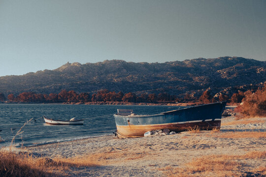 boat on the lake