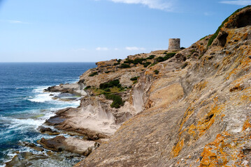 La costa di Capo Argentina a Bosa