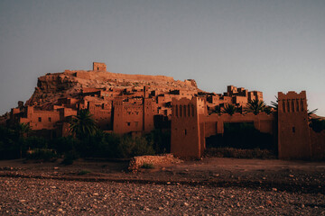 Ait Ben Haddou panorama: Ancient clay buildings rise from the desert, a UNESCO site exuding timeless beauty and cultural significance.