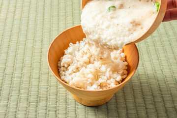むぎとろごはん　Rice with grated yam and barley