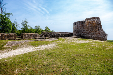 Ruine einer alten Burg 