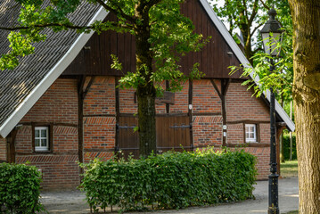 Fototapeta na wymiar Sommerzeit im Dorf Weseke im Münsterland