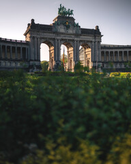 Obraz premium Famous triumphal arch in Brussels, Belgium in summer